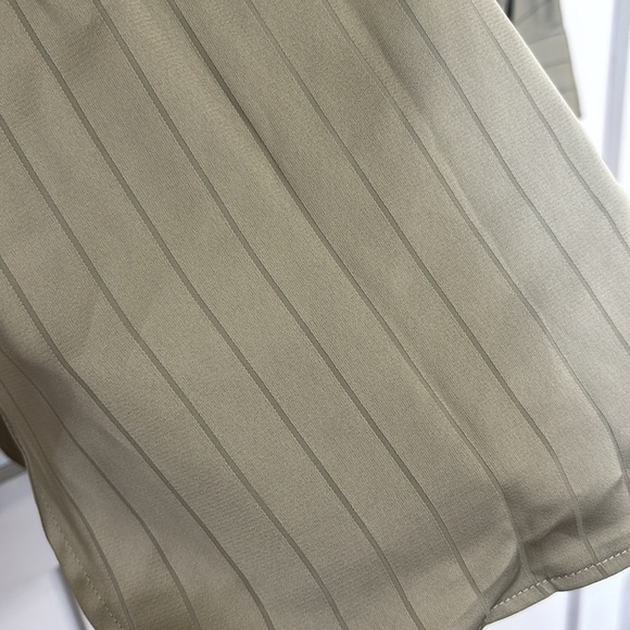 Commense Oversized Button Up Pinstriped Satin Collared Shirt - Picture 7 of 8